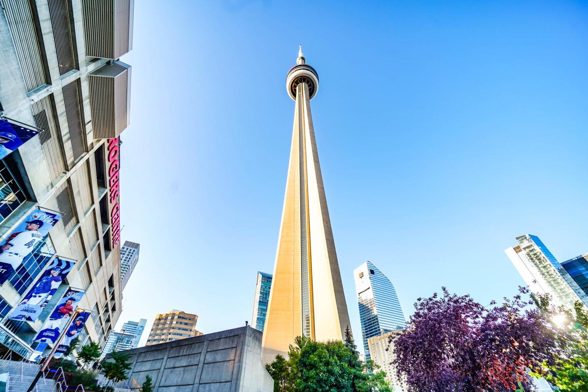 Chol Furnished Suites Heart Of Downtown Toronto, 2 Beds, Free Parking, Cn Tower View מראה חיצוני תמונה