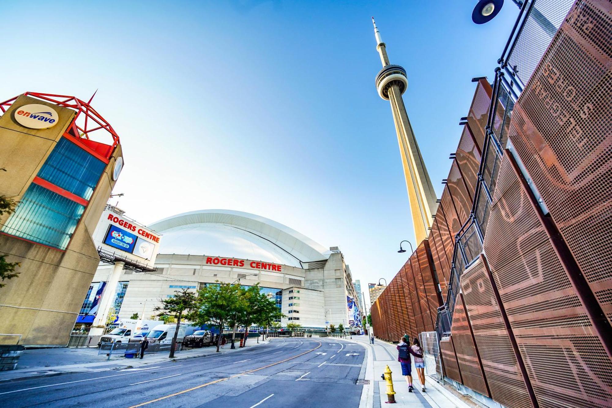 Chol Furnished Suites Heart Of Downtown Toronto, 2 Beds, Free Parking, Cn Tower View מראה חיצוני תמונה